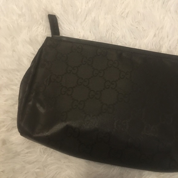 Gucci monogram toilette pouch! - Picture 2 of 7